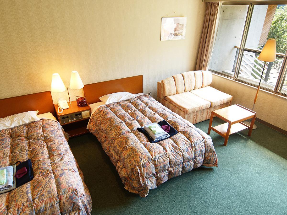 Kamiyama Onsen Hotel Shikinosato & Iyashinoyu Токусіма Екстер'єр фото