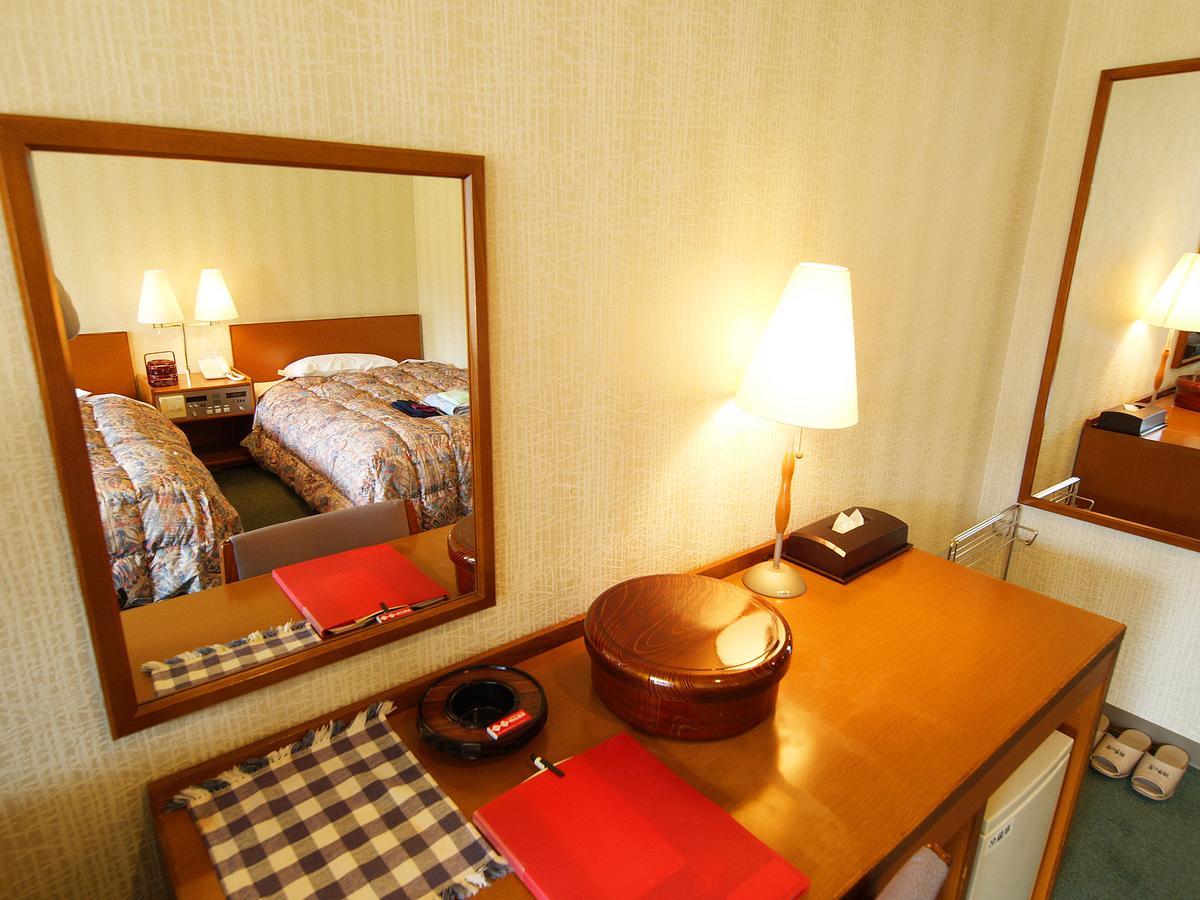Kamiyama Onsen Hotel Shikinosato & Iyashinoyu Токусіма Екстер'єр фото