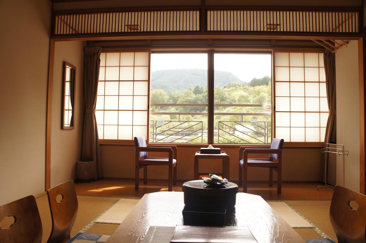 Kamiyama Onsen Hotel Shikinosato & Iyashinoyu Токусіма Екстер'єр фото