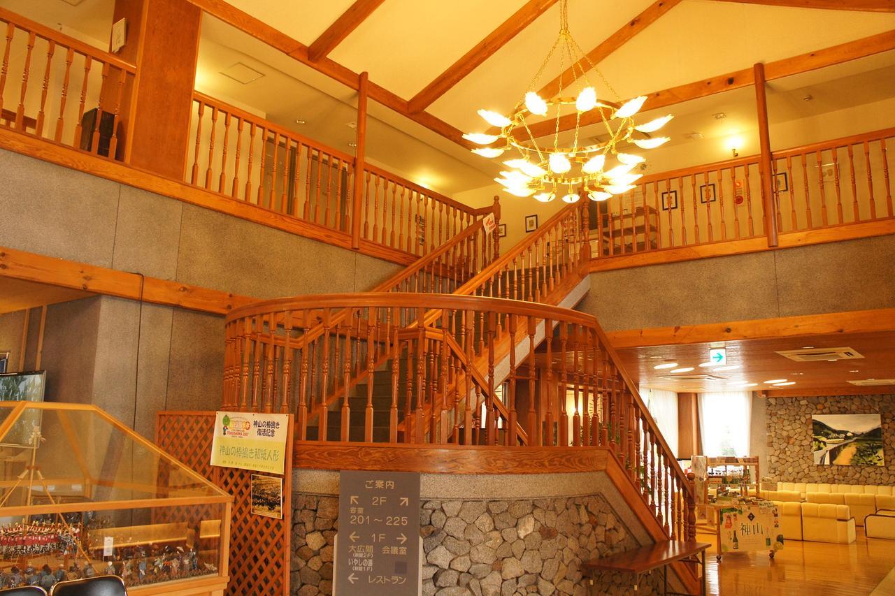 Kamiyama Onsen Hotel Shikinosato & Iyashinoyu Токусіма Екстер'єр фото